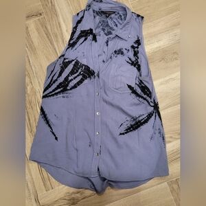 Rock and Republic shirt tyedye studs M